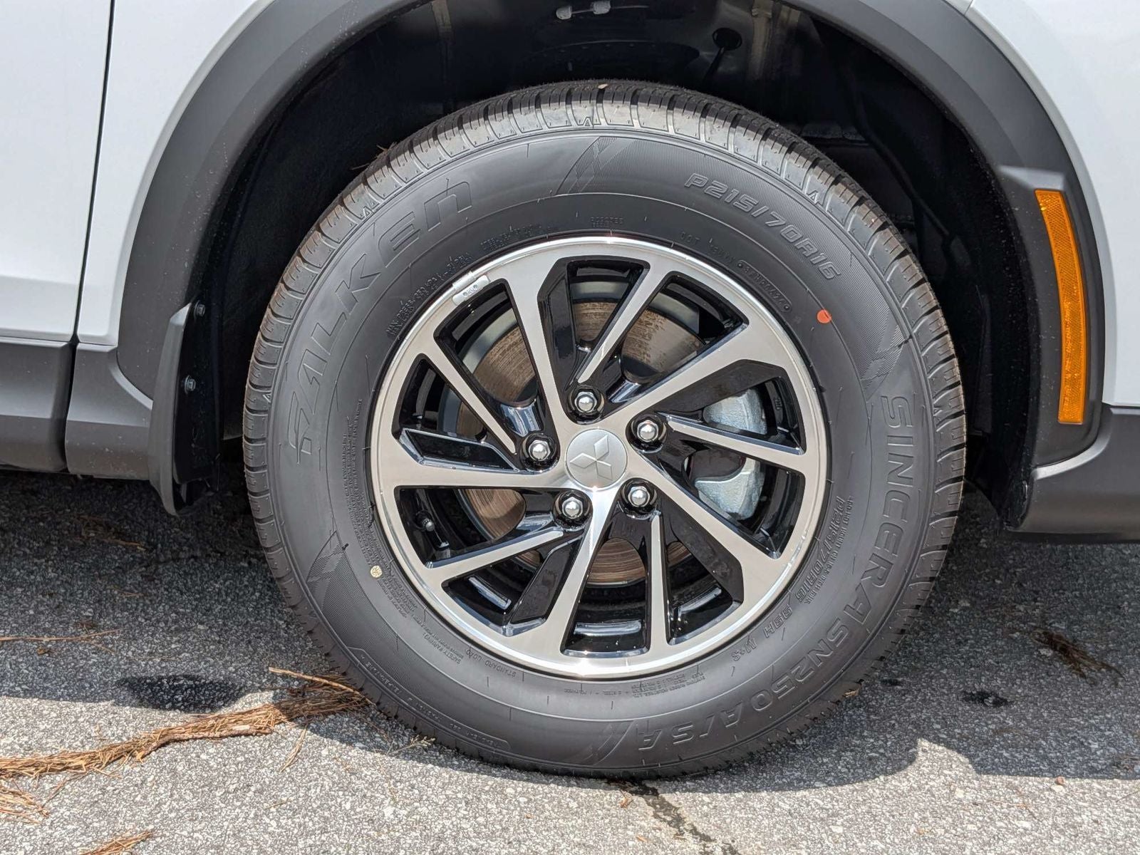 2026 Mitsubishi Eclipse Cross ES