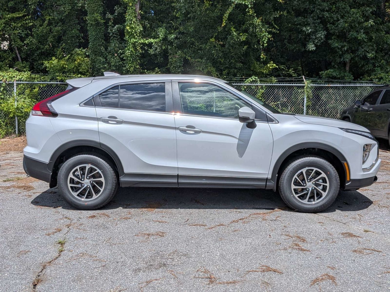 2026 Mitsubishi Eclipse Cross ES