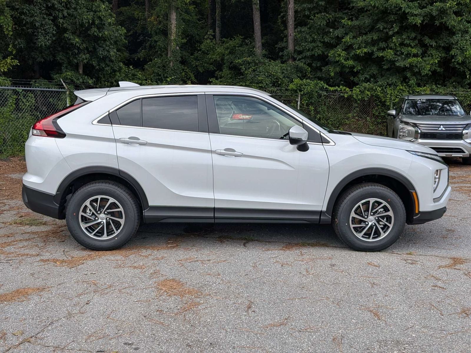 2026 Mitsubishi Eclipse Cross ES
