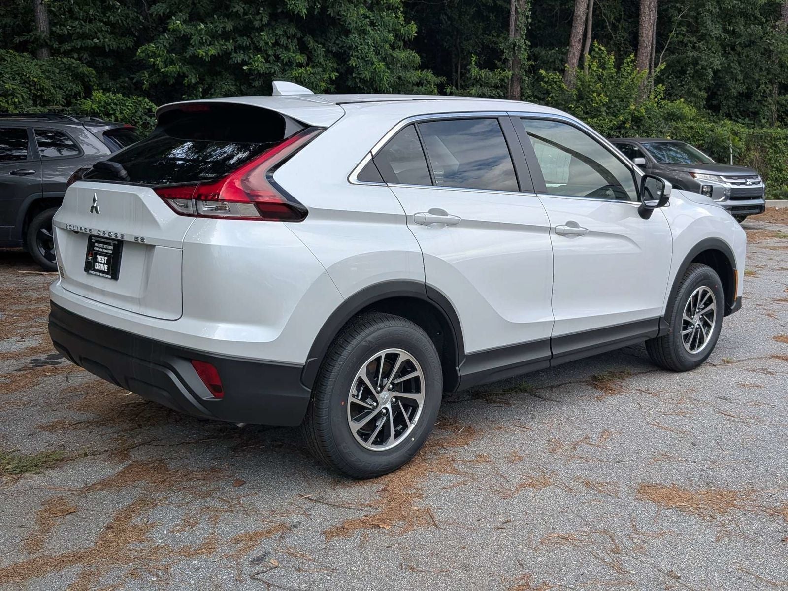 2026 Mitsubishi Eclipse Cross ES