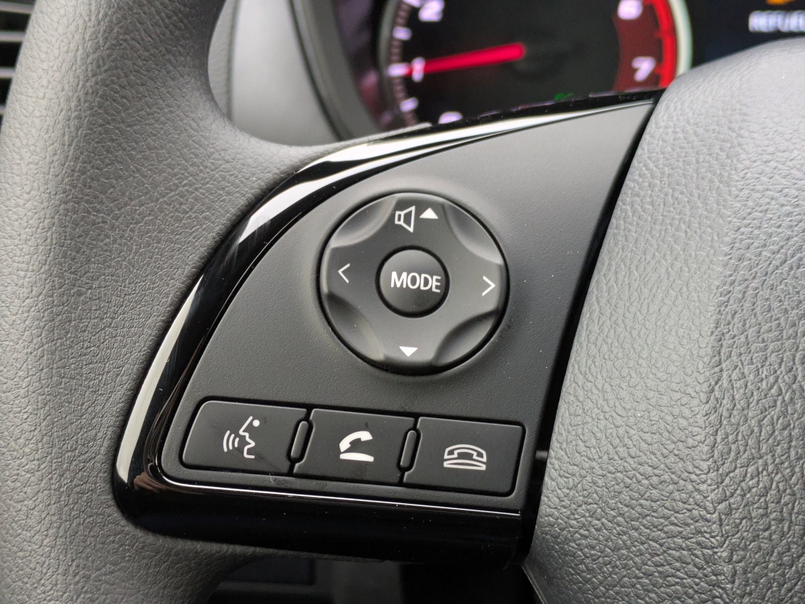 2026 Mitsubishi Eclipse Cross LE