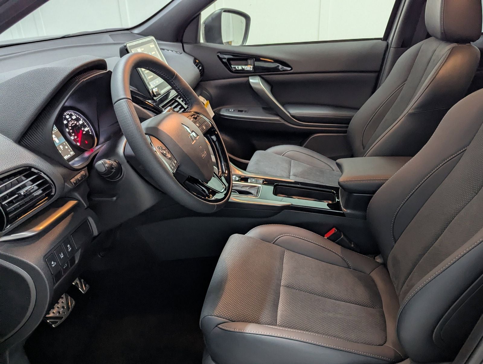 2025 Mitsubishi Eclipse Cross Black Edition