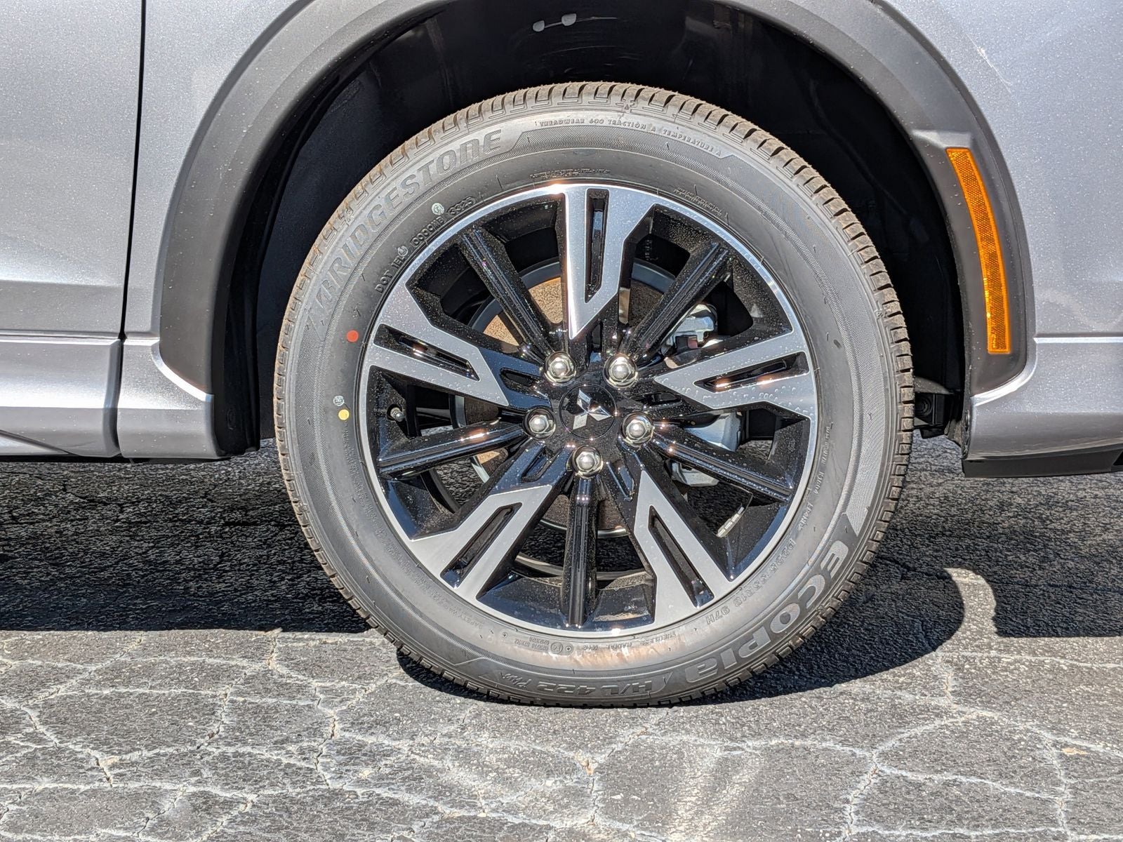 2026 Mitsubishi Eclipse Cross Base