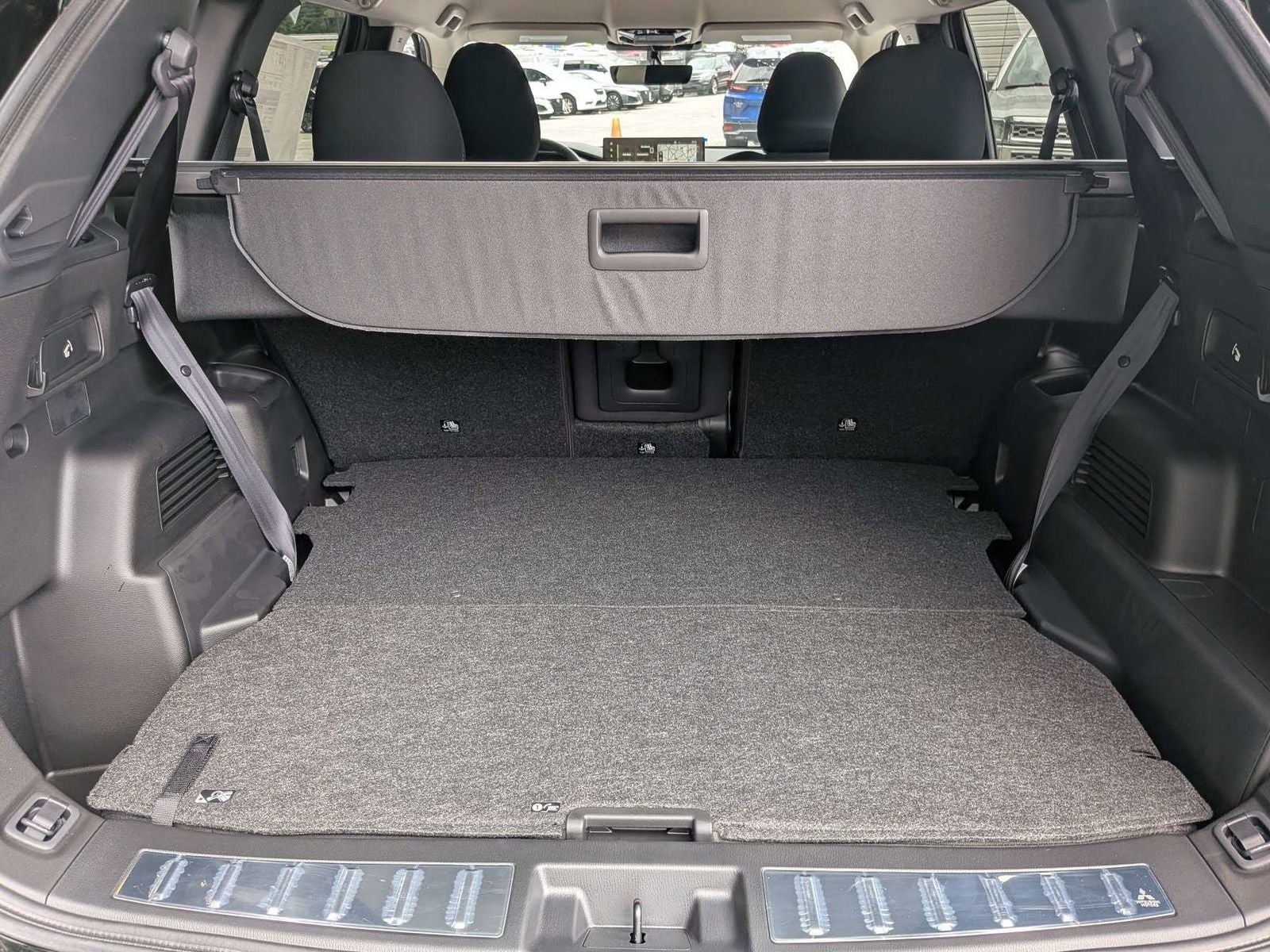2026 Mitsubishi Outlander ES