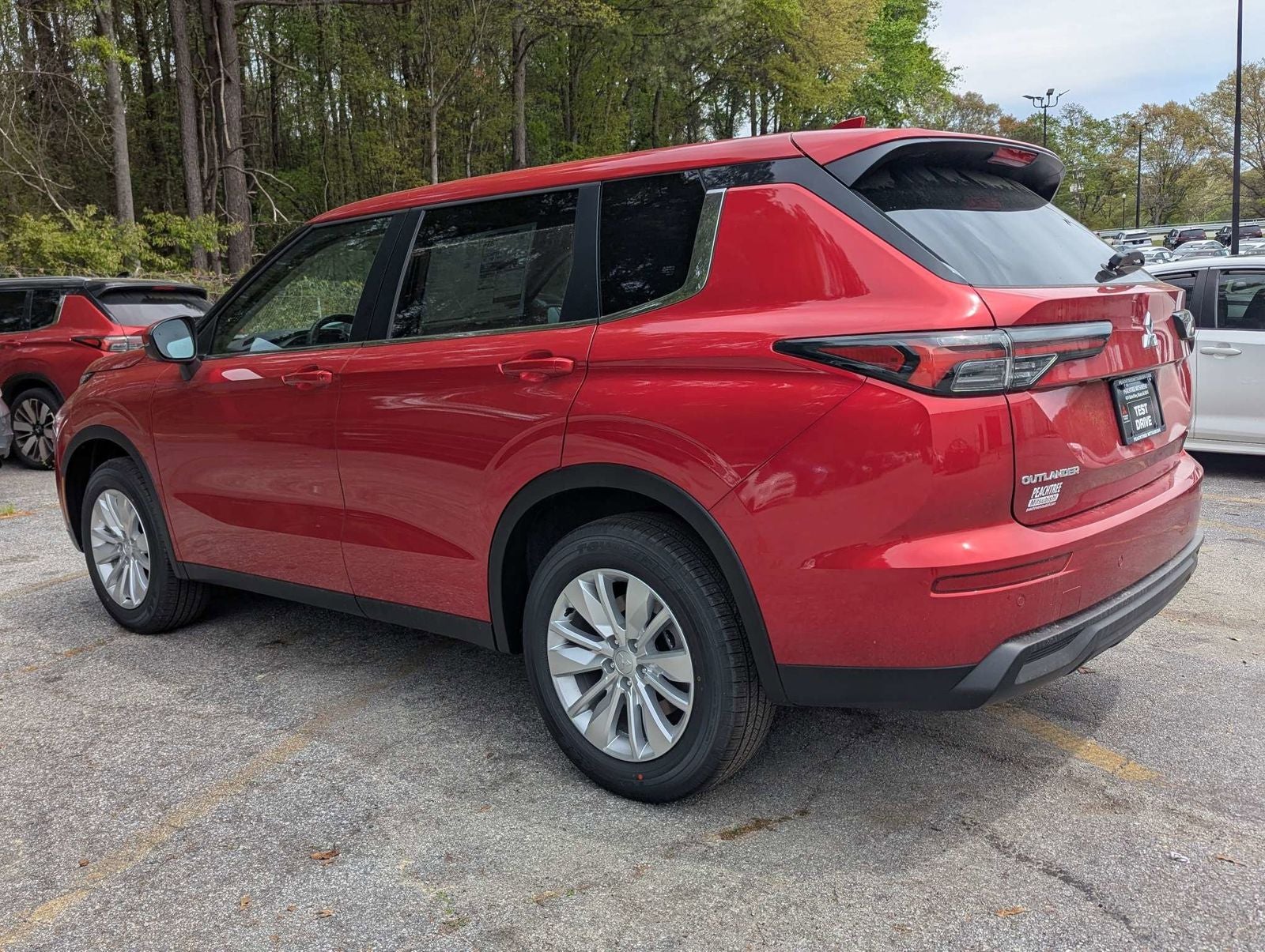 2026 Mitsubishi Outlander ES