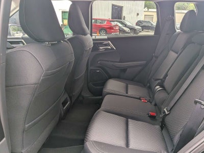 2026 Mitsubishi Outlander ES