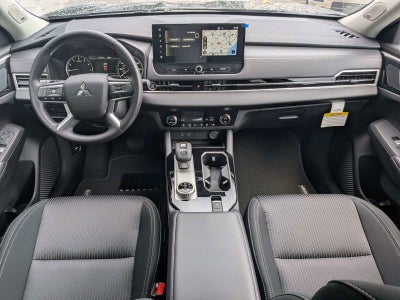 2026 Mitsubishi Outlander ES