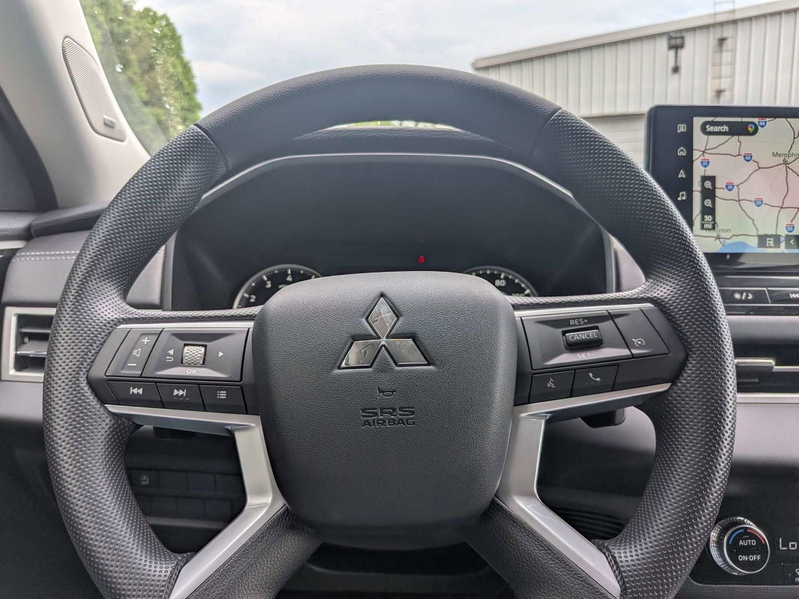 2026 Mitsubishi Outlander ES