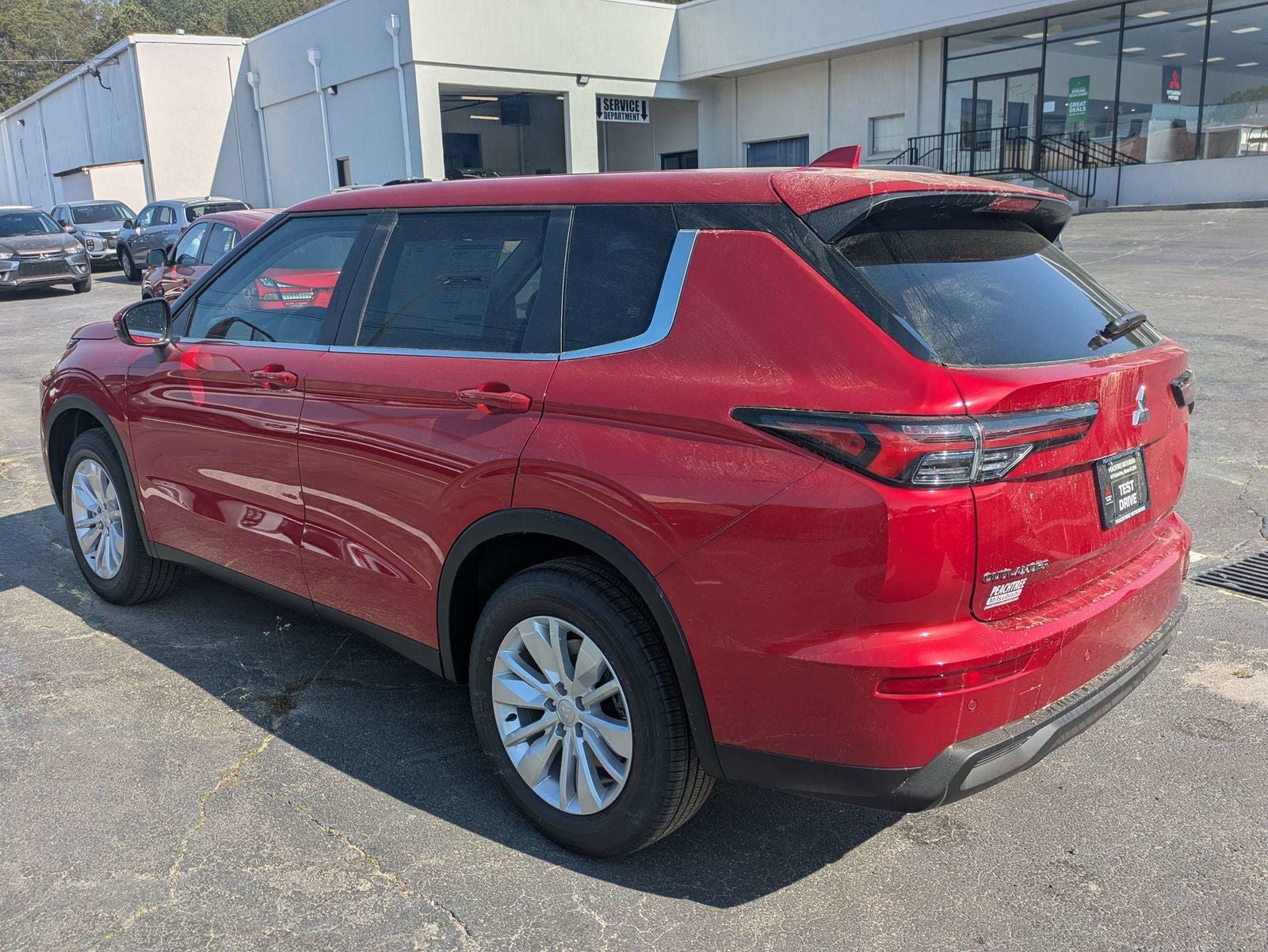 2026 Mitsubishi Outlander ES