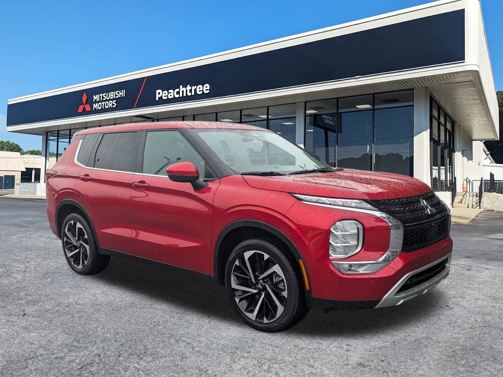 2024 Mitsubishi Outlander SE