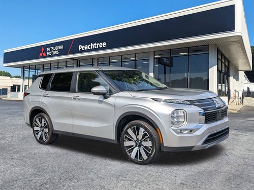 2025 Mitsubishi Outlander SE