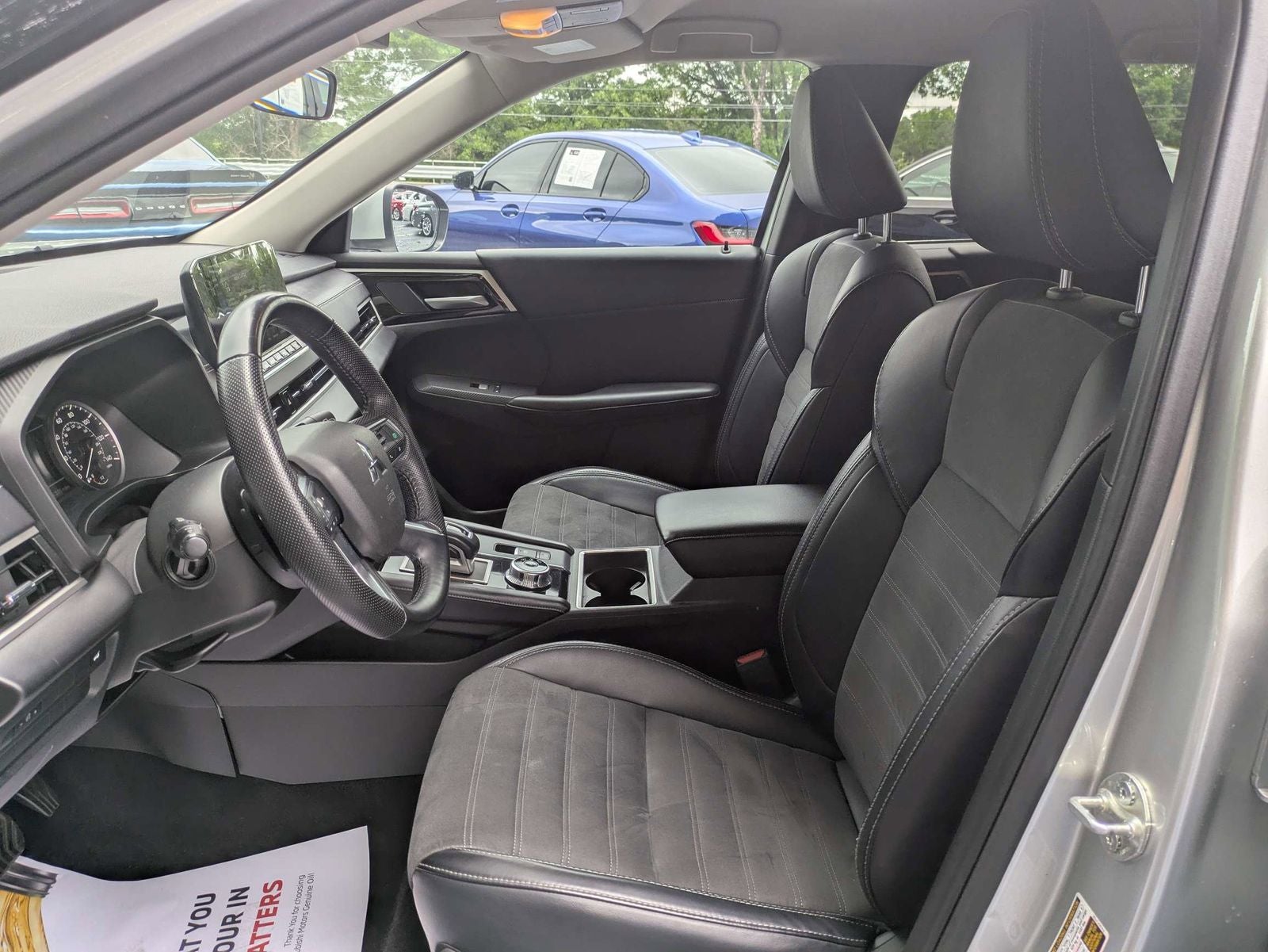 2024 Mitsubishi Outlander SE