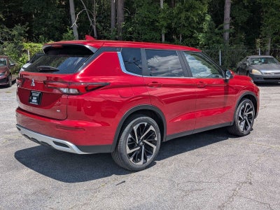 2024 Mitsubishi Outlander SE