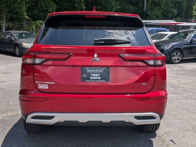 2024 Mitsubishi Outlander SE