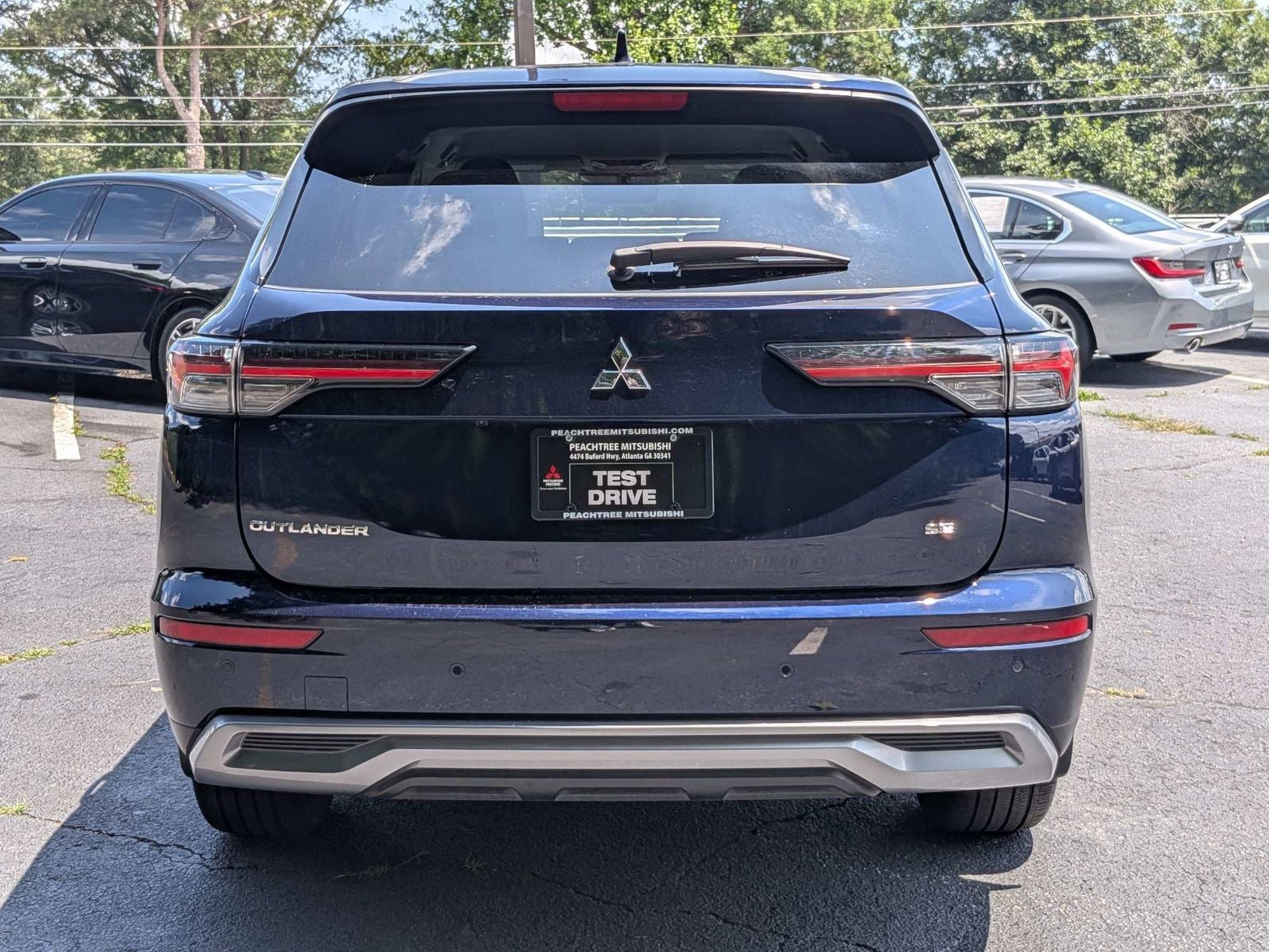 2025 Mitsubishi Outlander SE