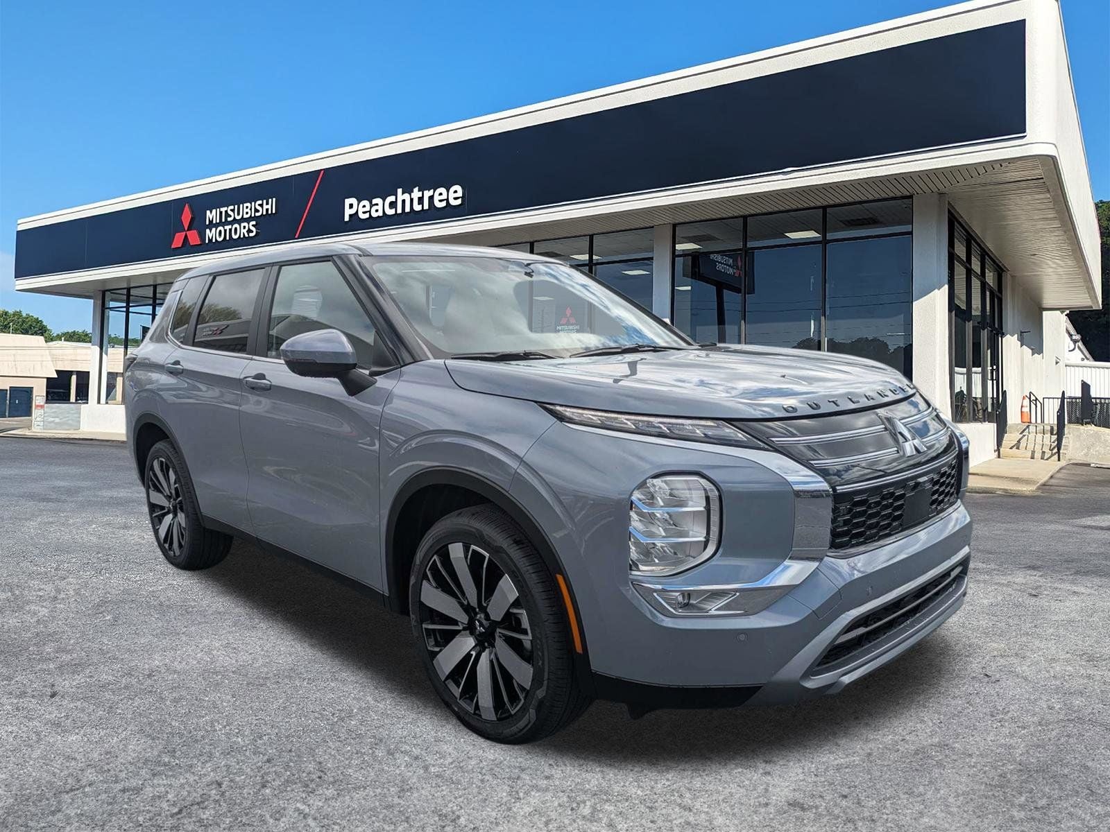 2026 Mitsubishi Outlander SE