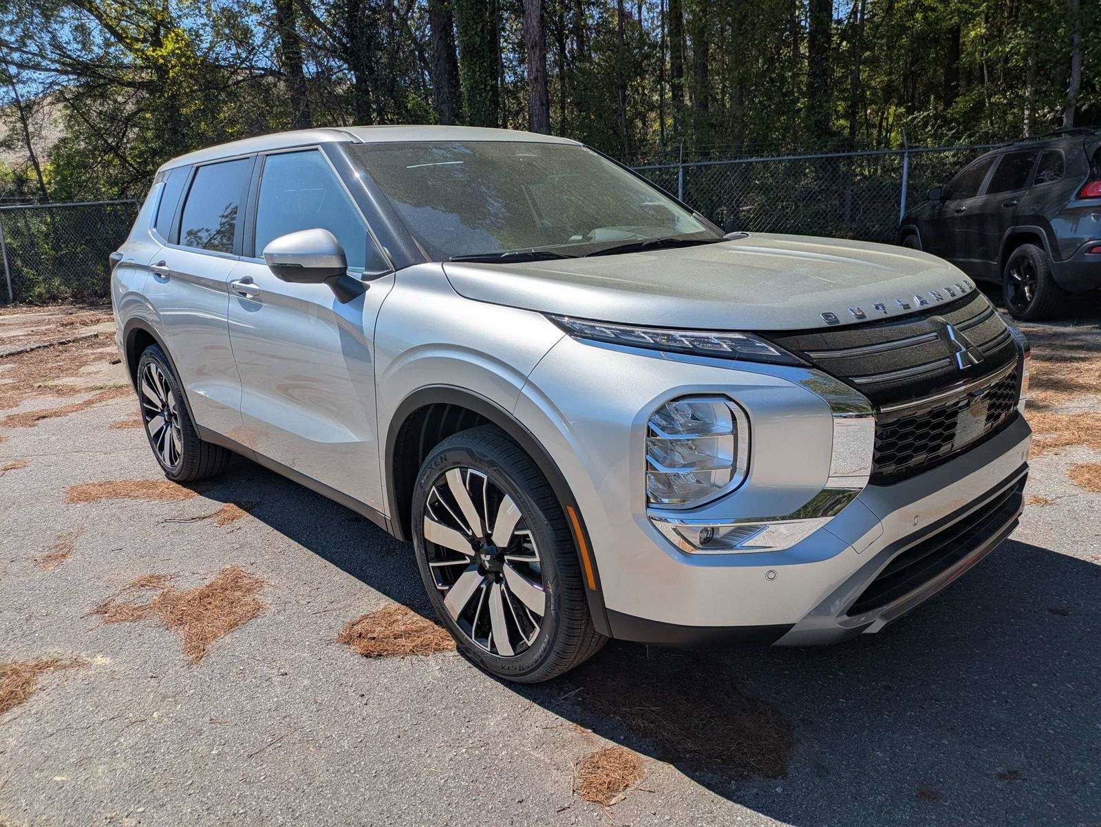 2026 Mitsubishi Outlander SE