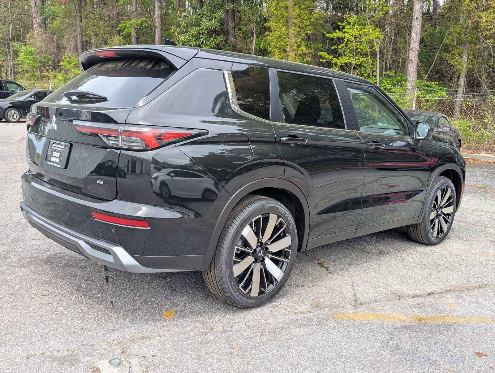 2026 Mitsubishi Outlander SE