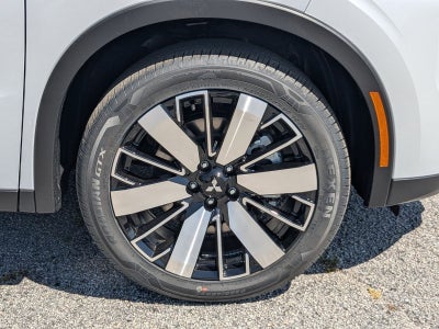 2026 Mitsubishi Outlander Base