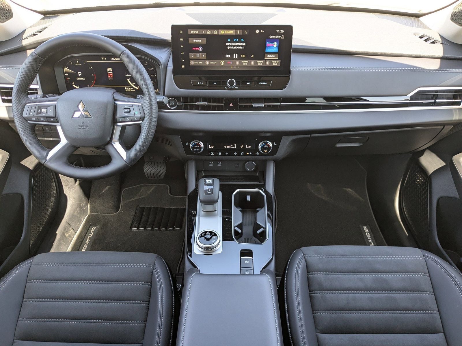 2026 Mitsubishi Outlander Base
