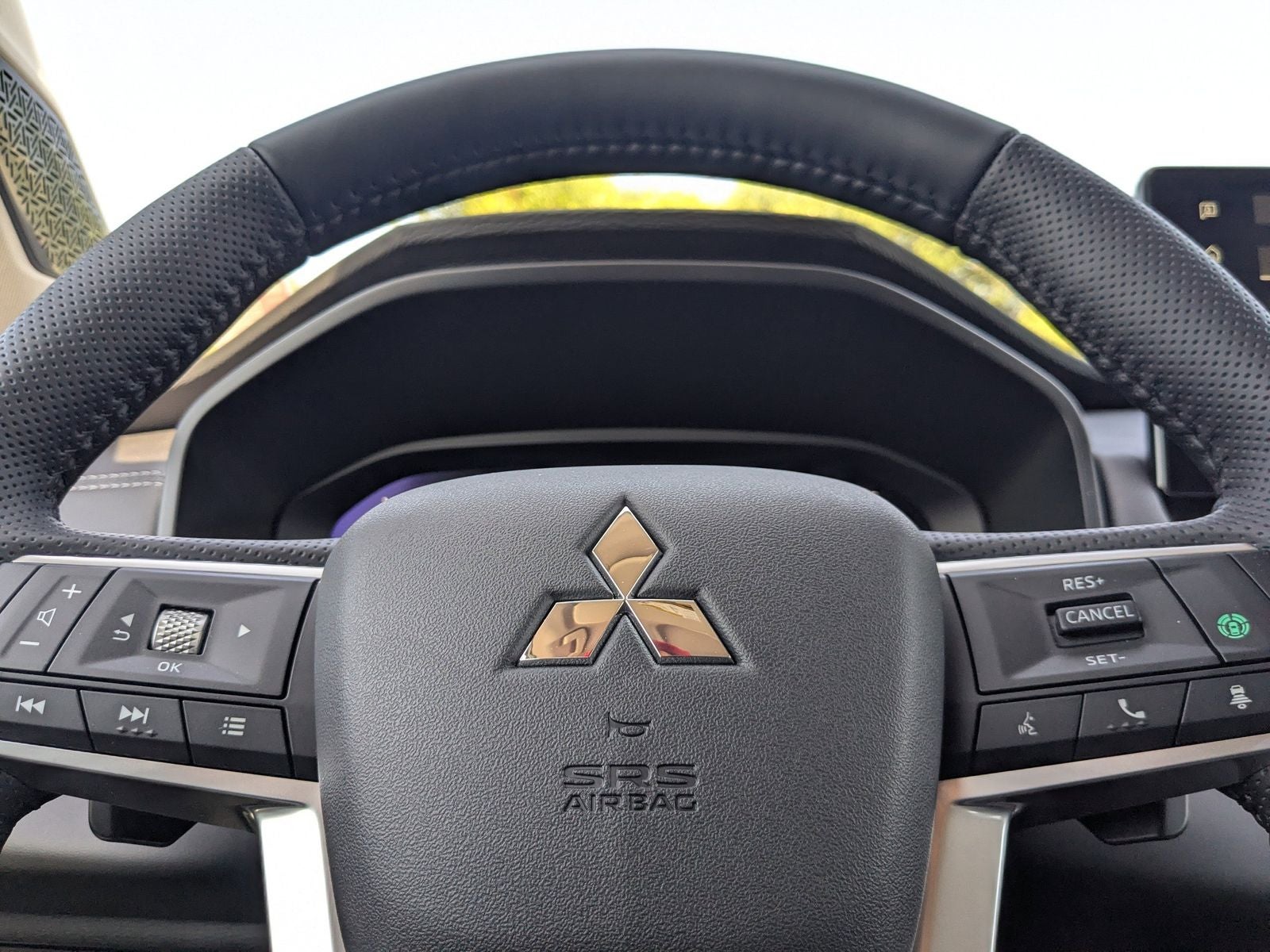 2026 Mitsubishi Outlander Base