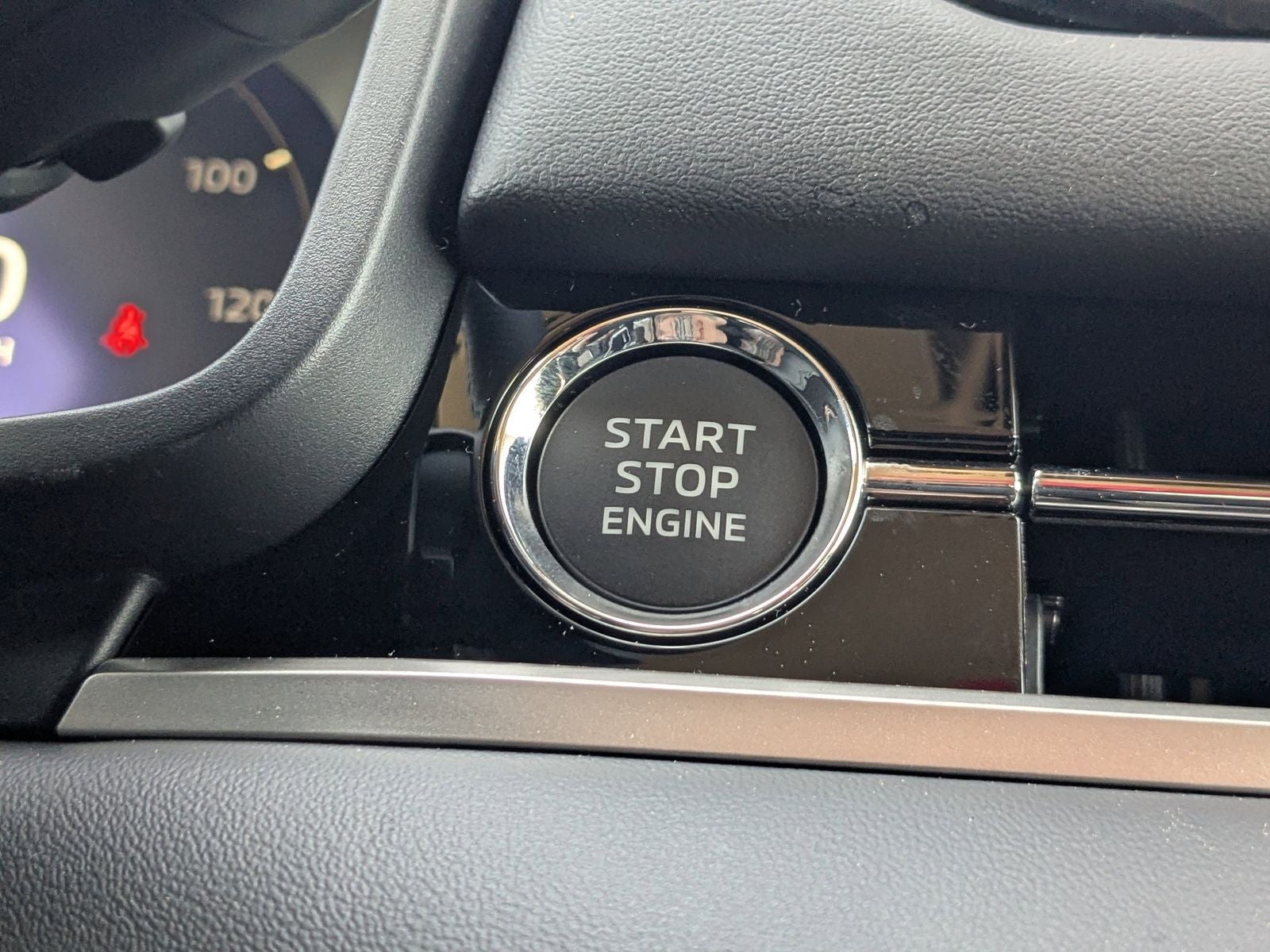 2026 Mitsubishi Outlander Base
