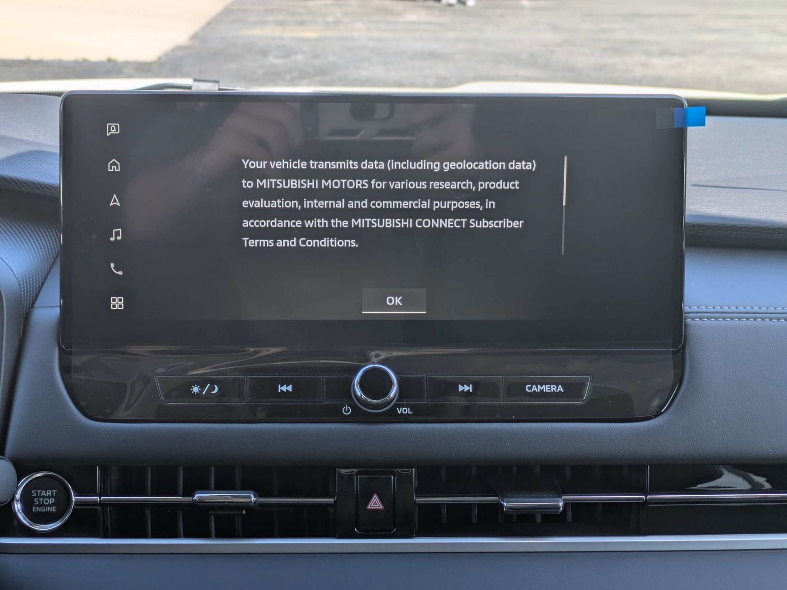 2026 Mitsubishi Outlander Base