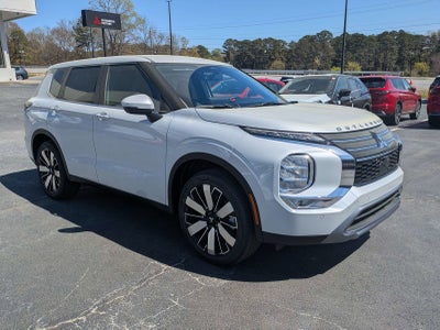 2026 Mitsubishi Outlander Base