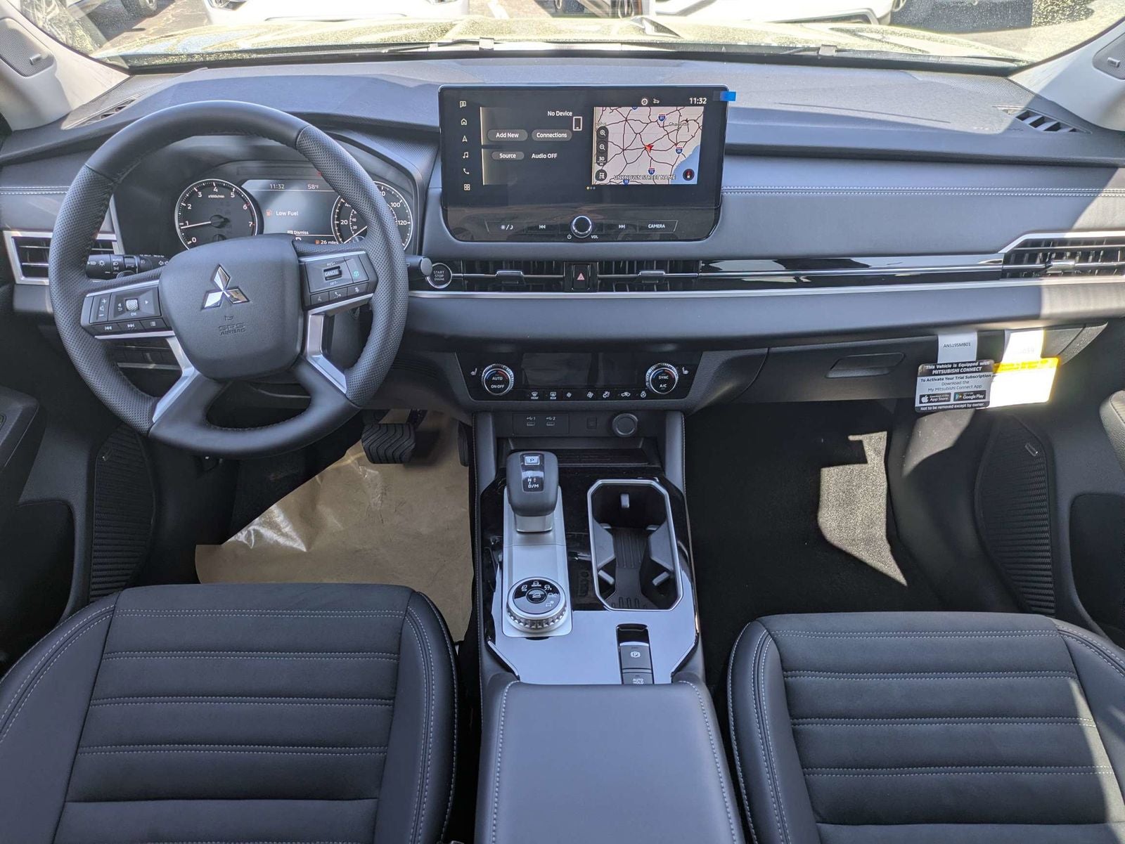 2026 Mitsubishi Outlander SE