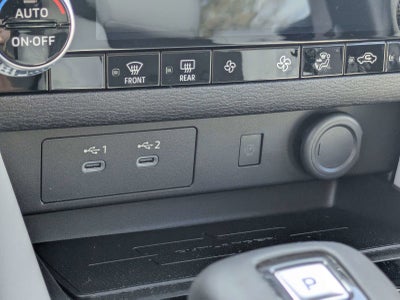 2026 Mitsubishi Outlander SE