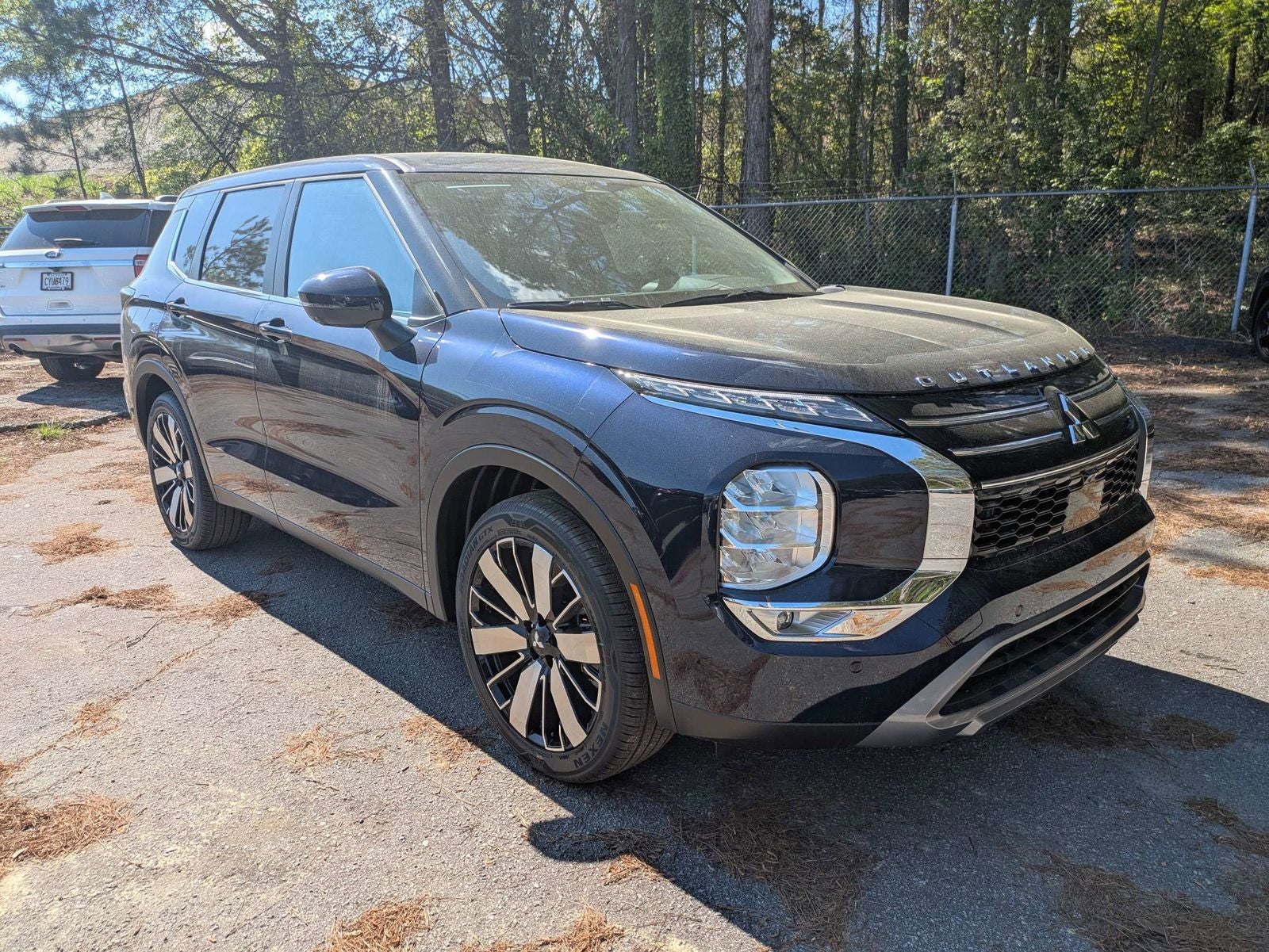 2026 Mitsubishi Outlander SE