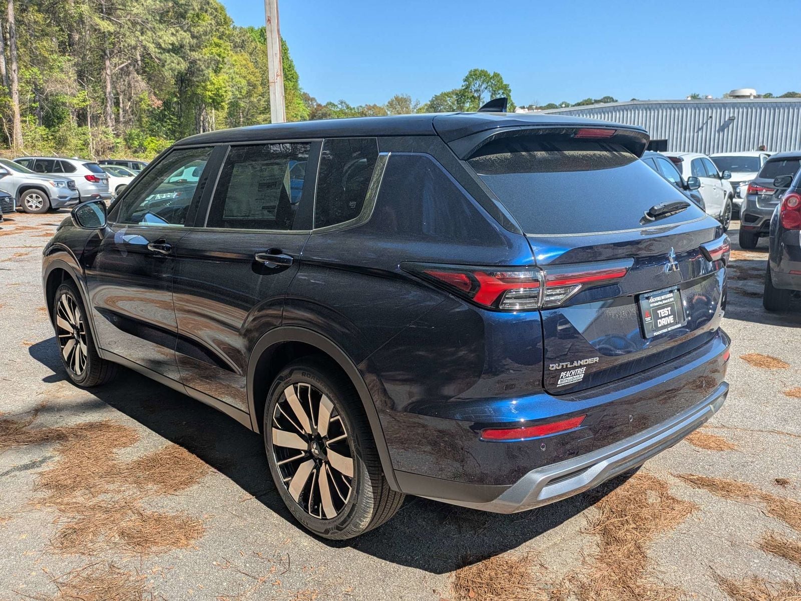2026 Mitsubishi Outlander SE