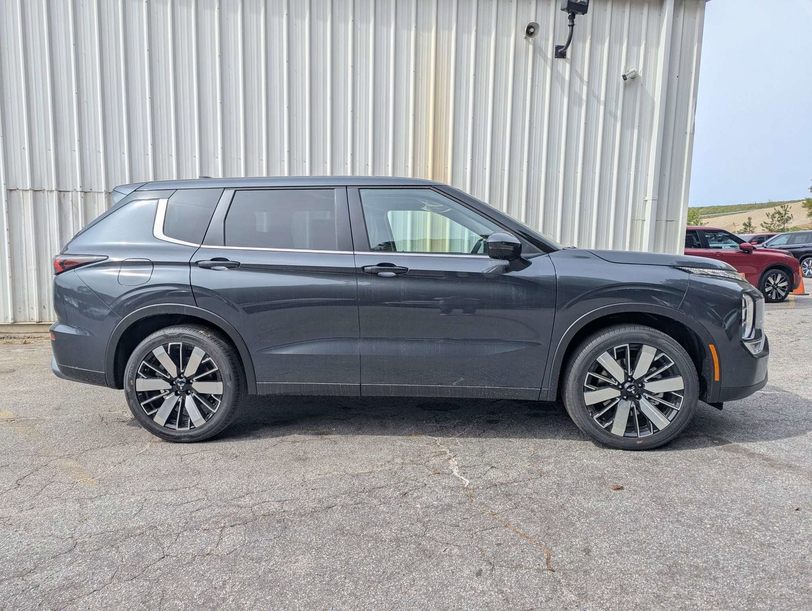 2026 Mitsubishi Outlander SE