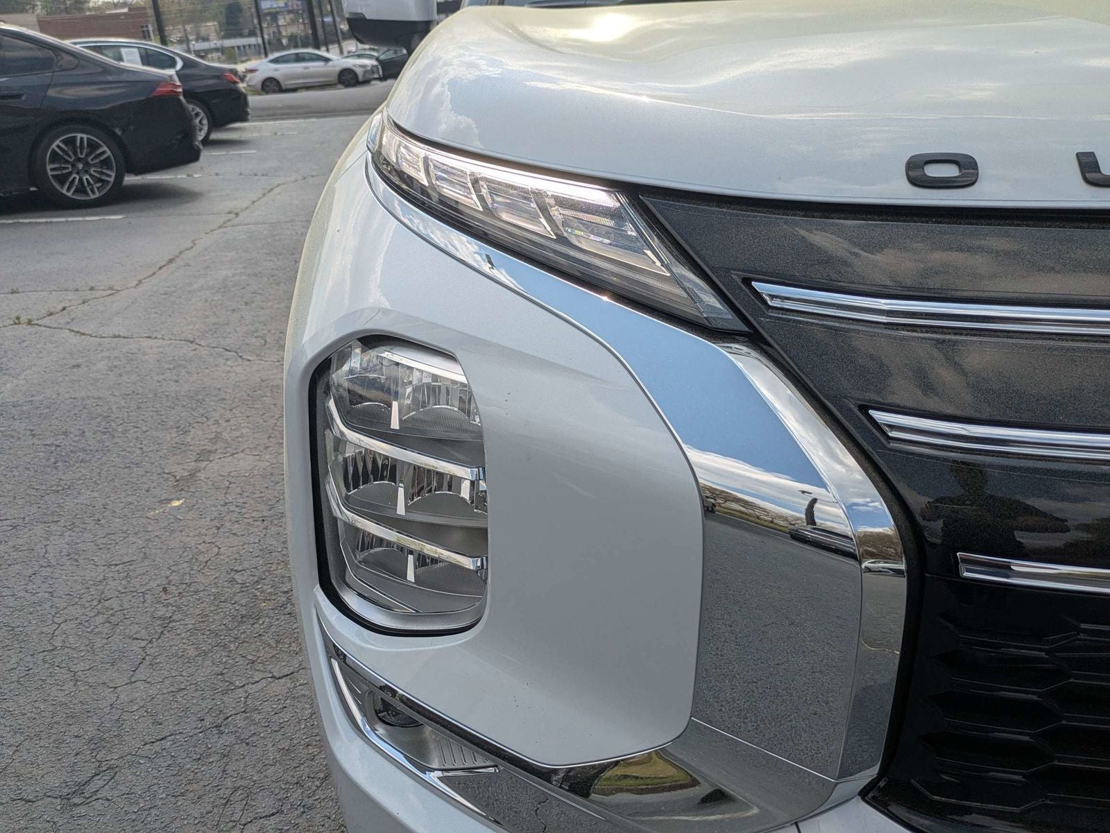 2026 Mitsubishi Outlander SE