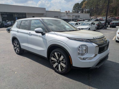 2026 Mitsubishi Outlander SE