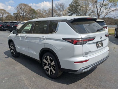 2026 Mitsubishi Outlander SE