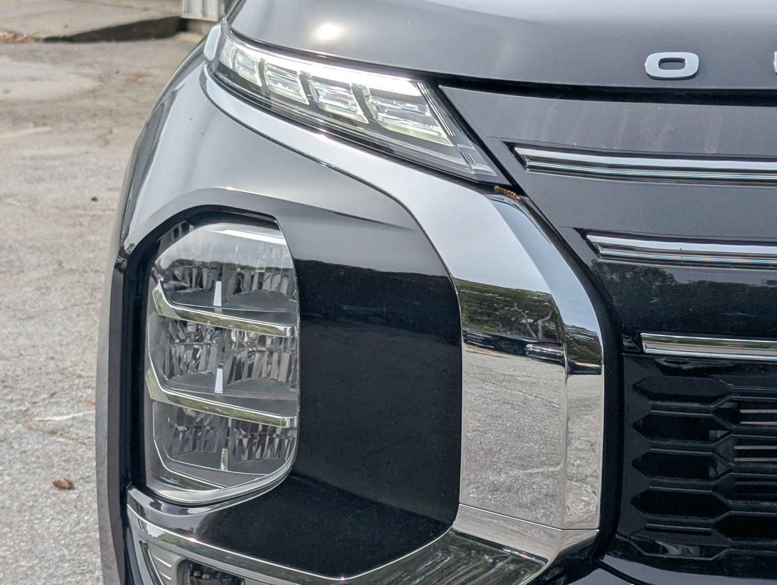 2026 Mitsubishi Outlander SE