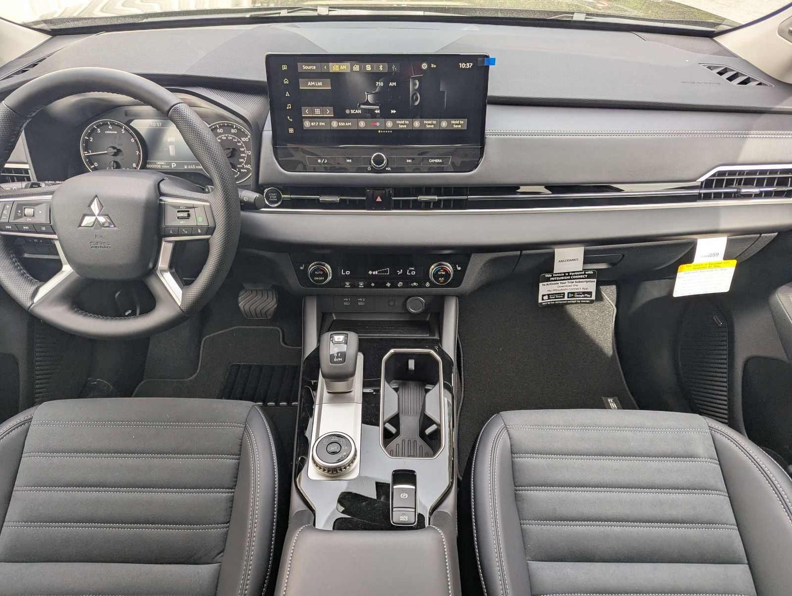 2026 Mitsubishi Outlander SE