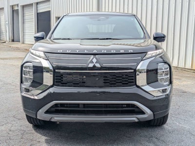 2026 Mitsubishi Outlander SE