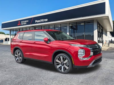 2026 Mitsubishi Outlander SE