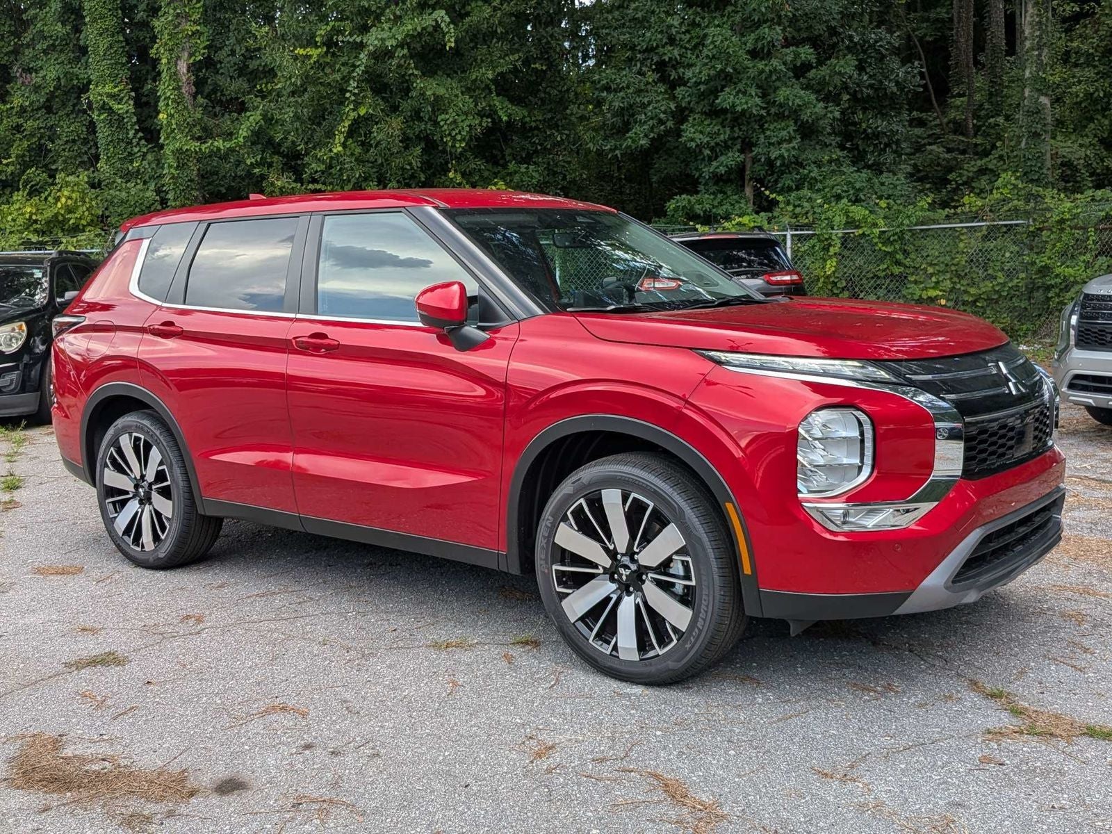 2026 Mitsubishi Outlander SE