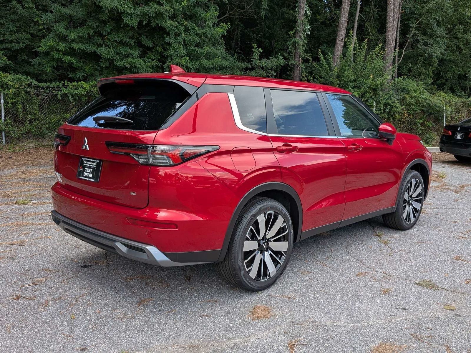 2026 Mitsubishi Outlander SE