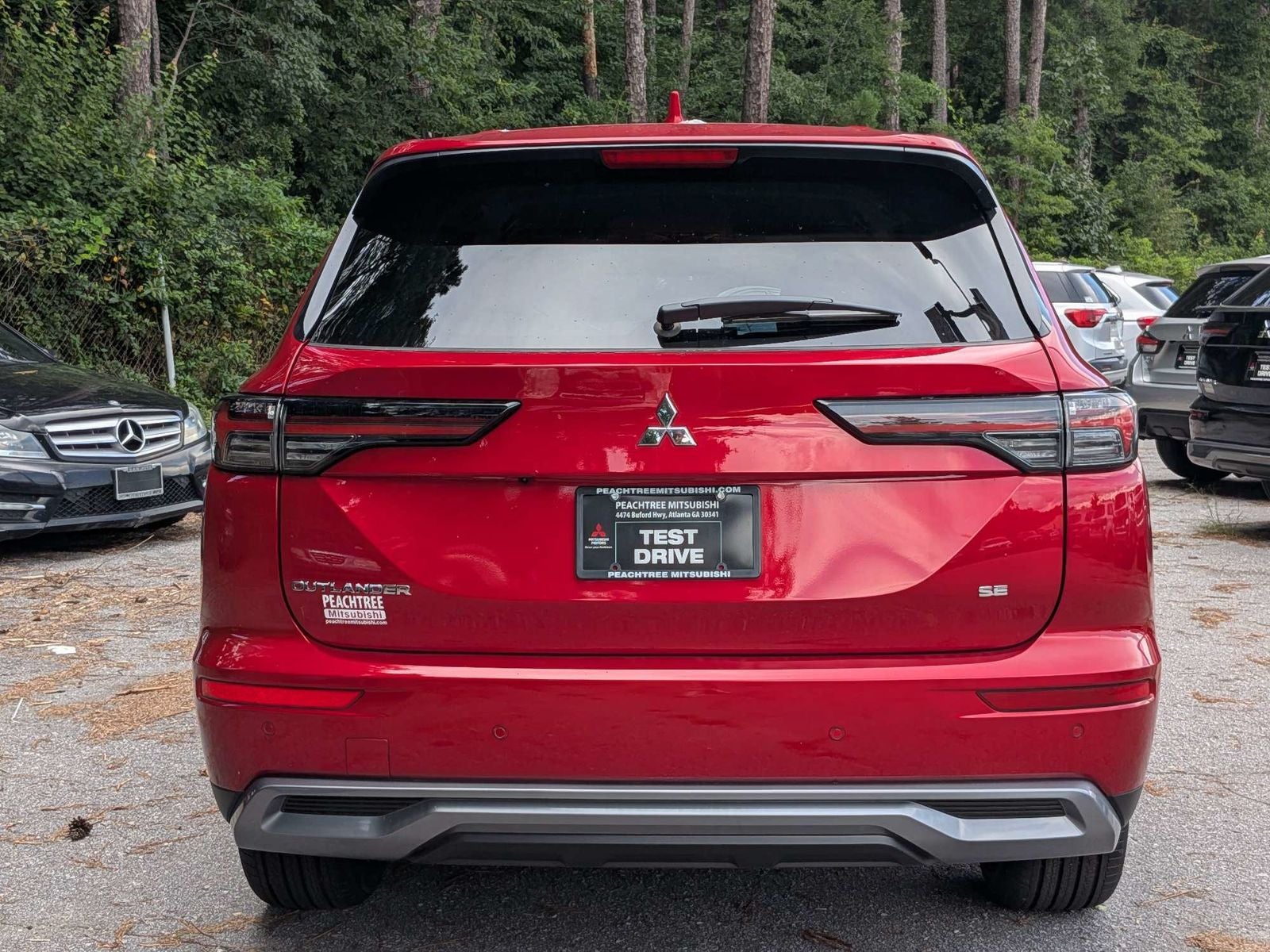 2026 Mitsubishi Outlander SE