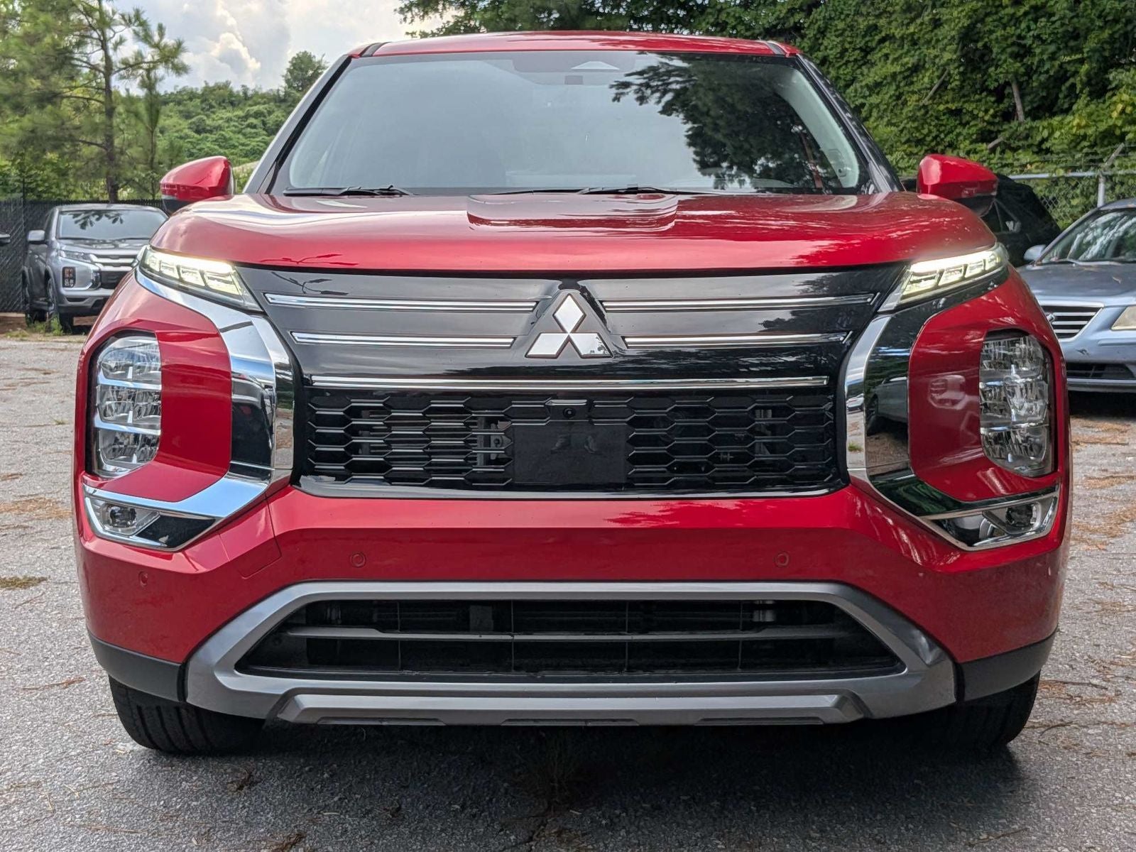 2026 Mitsubishi Outlander SE