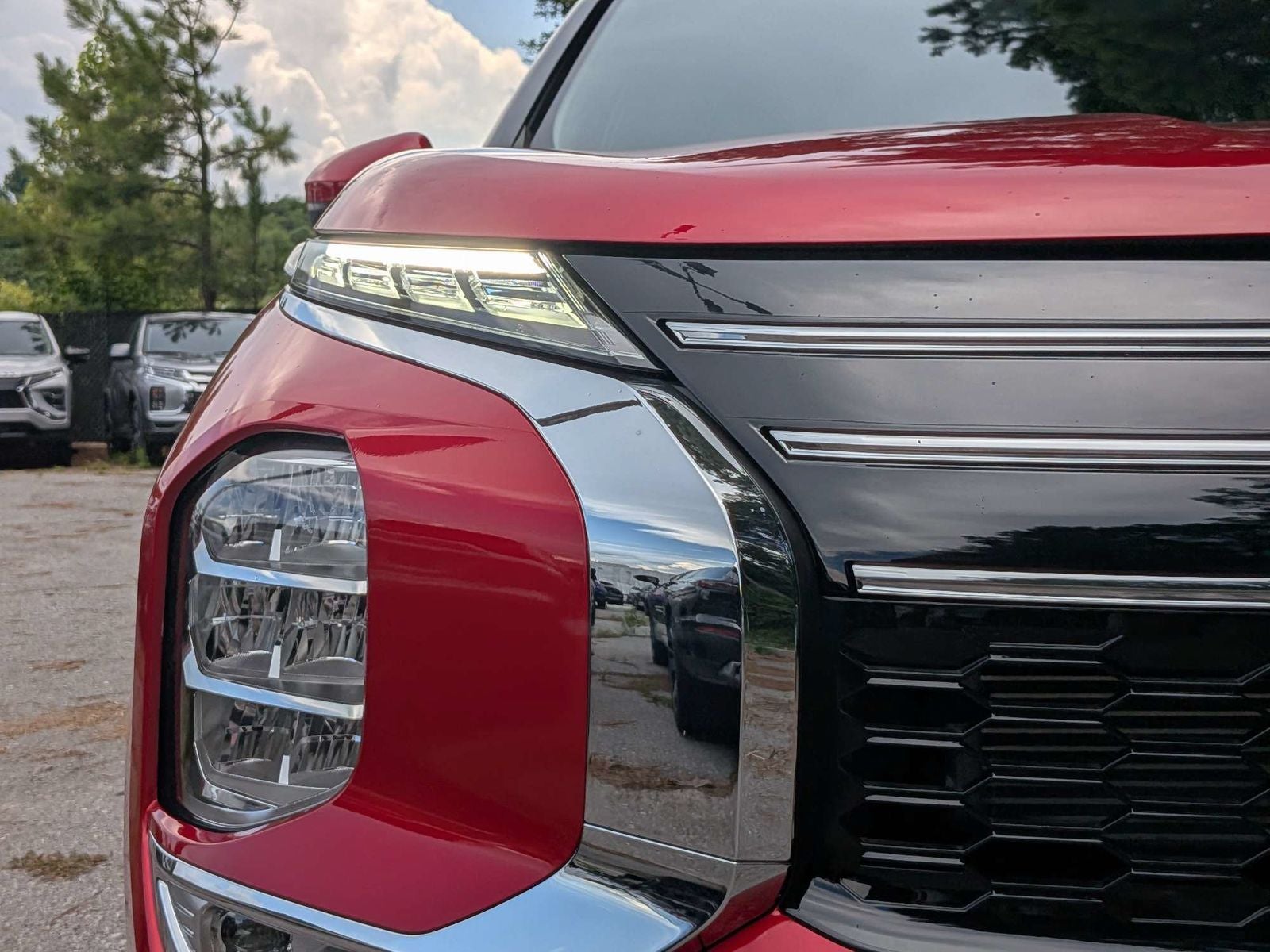 2026 Mitsubishi Outlander SE