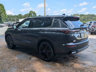 2026 Mitsubishi Outlander LE