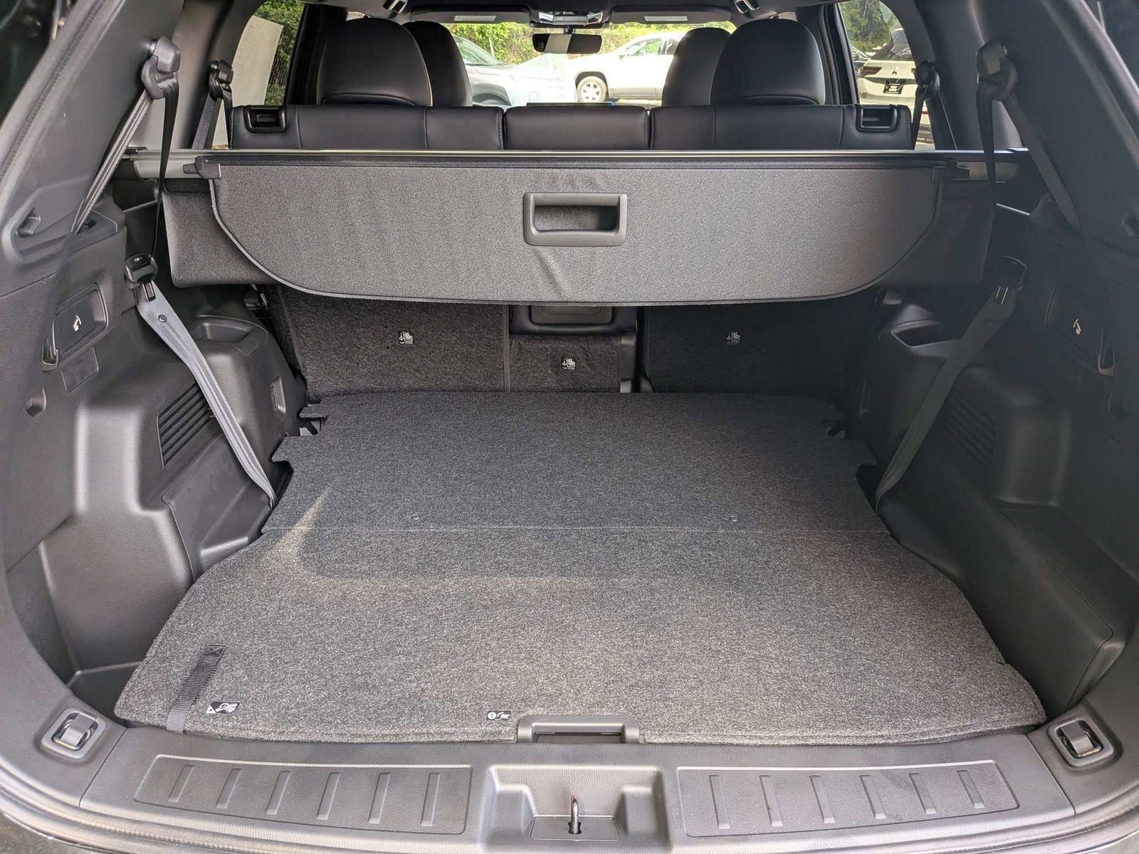 2026 Mitsubishi Outlander LE