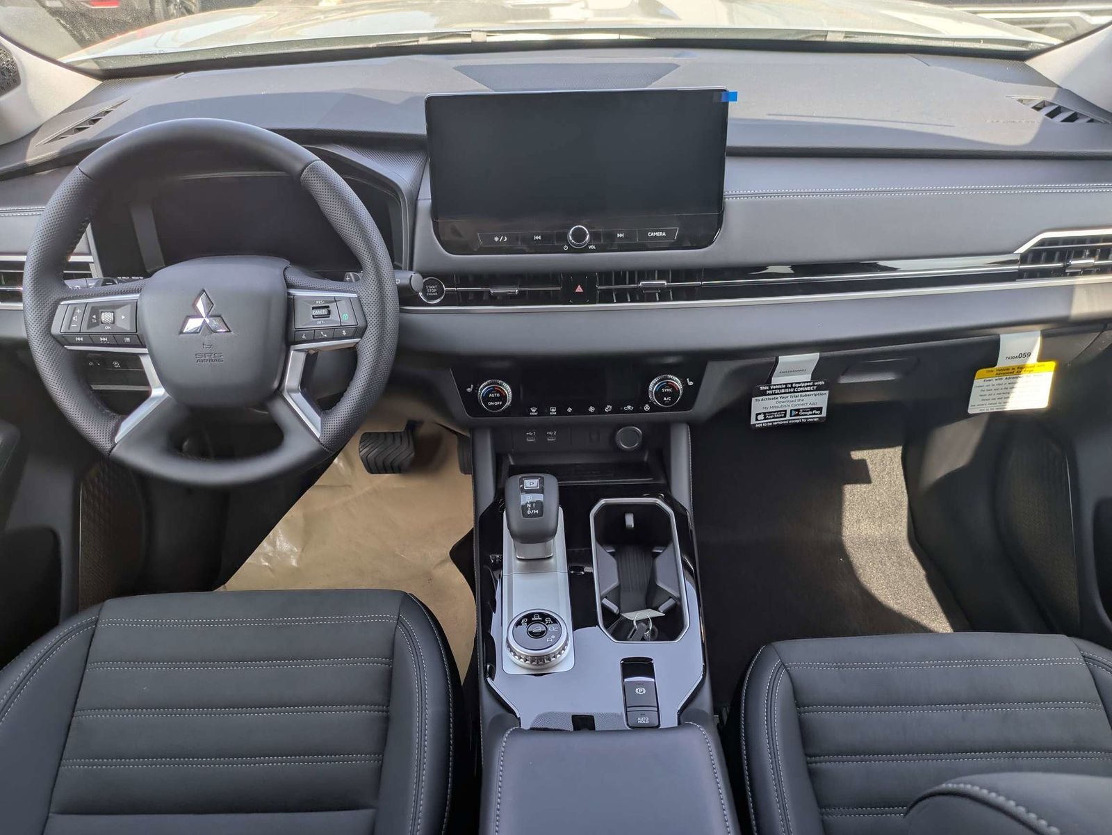 2026 Mitsubishi Outlander SE