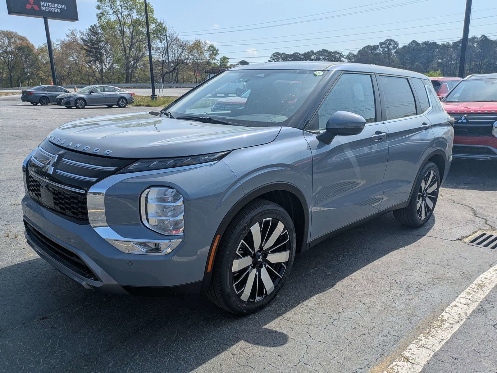 2026 Mitsubishi Outlander SE