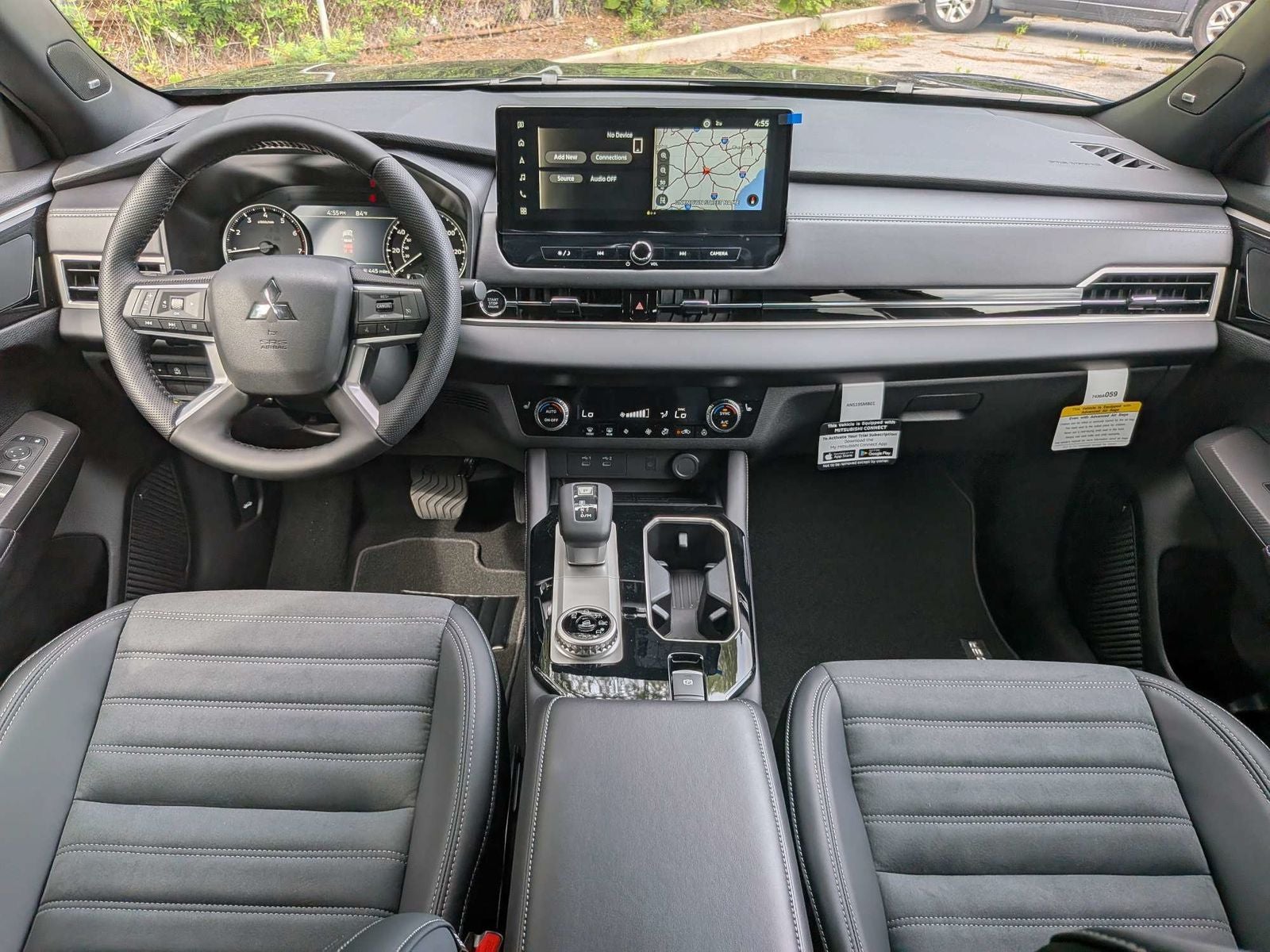 2026 Mitsubishi Outlander LE